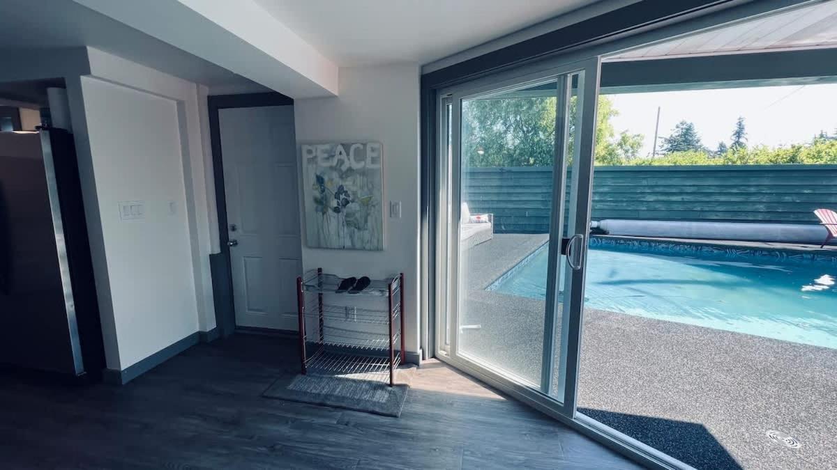 Tranquil Oasis 2 Bedroom Suite With Pool View Victoria Exterior foto
